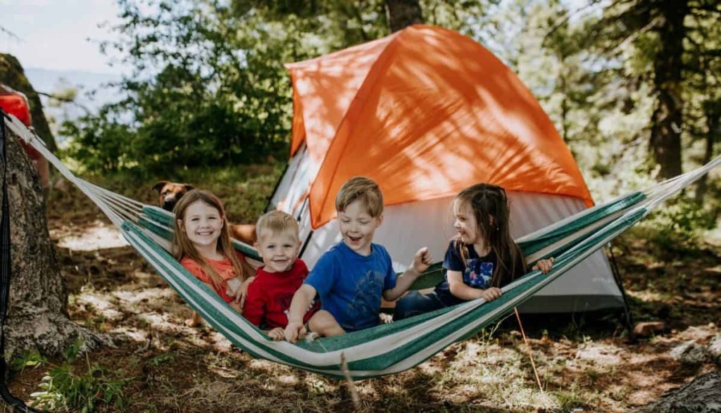 Embrace the Great Outdoors: Camping with Kids – Essential Tips and Must-Have&nbsp;Gear