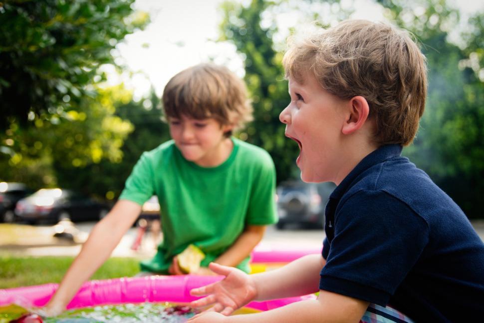 10 Summertime Fun Ideas to Make Memories with Your&nbsp;Kids